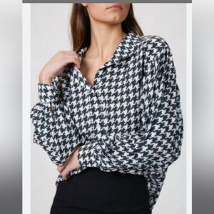 Smythe poet blouse size XS